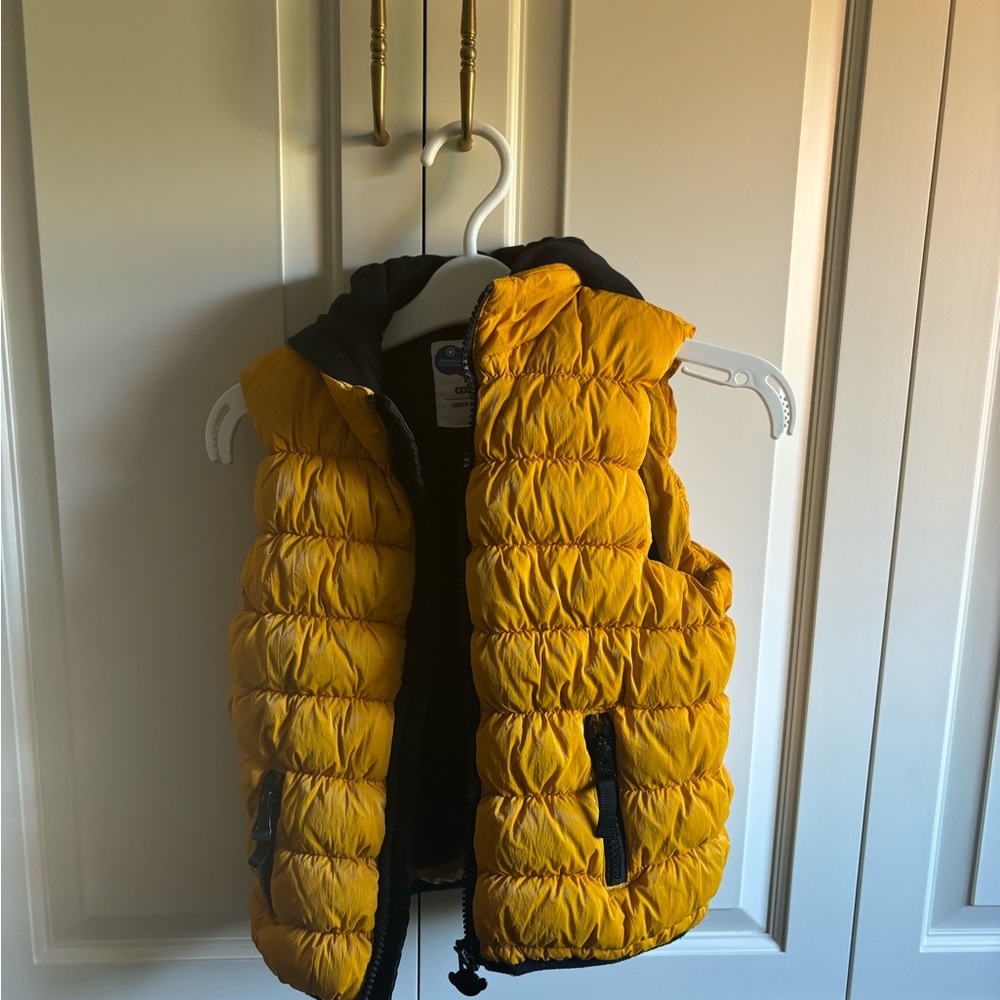 Appaman boys 3T vest